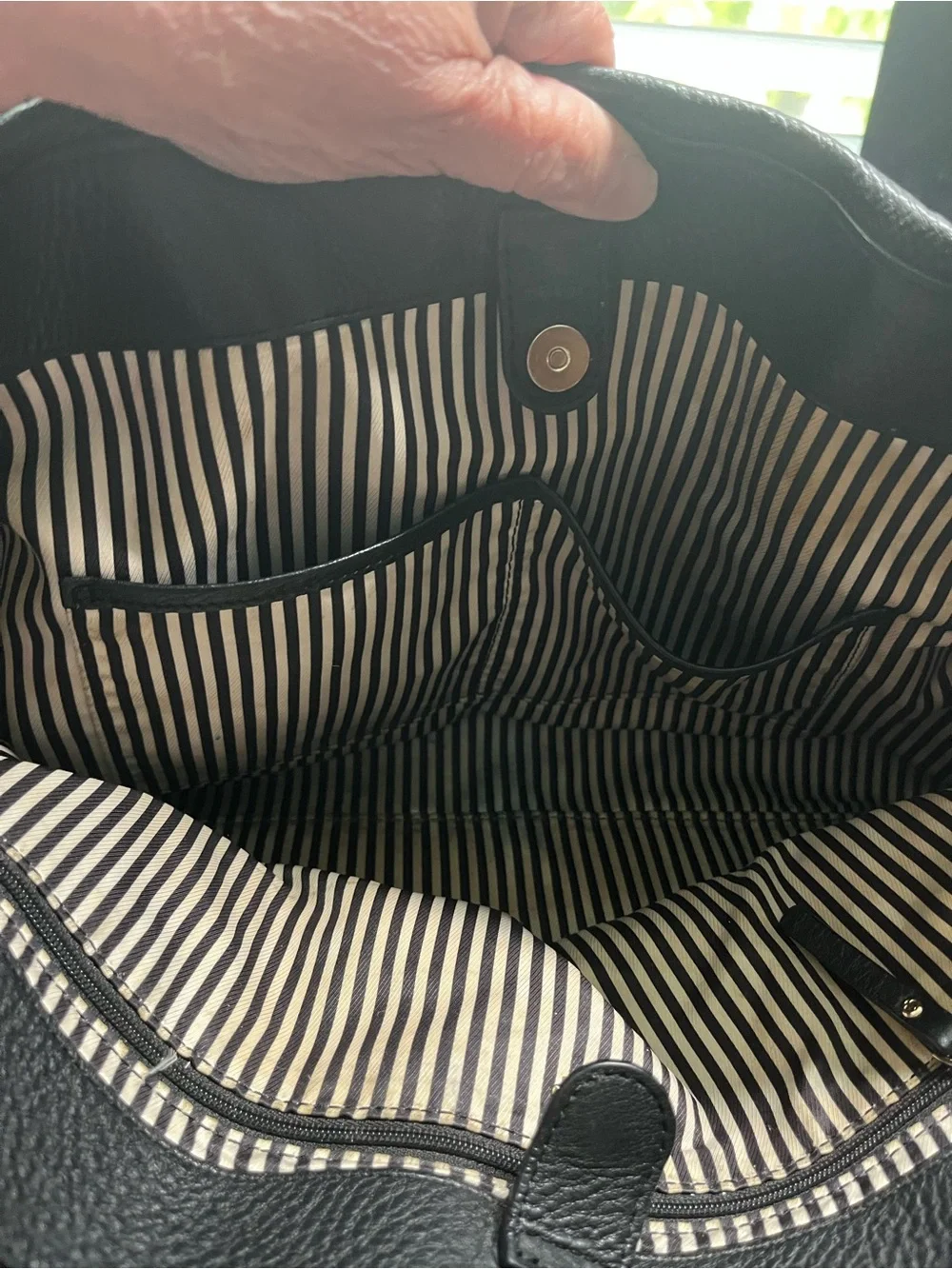 kate spade Cobble Hill Andee Chain-Handle Black Leather Shoulder Tote